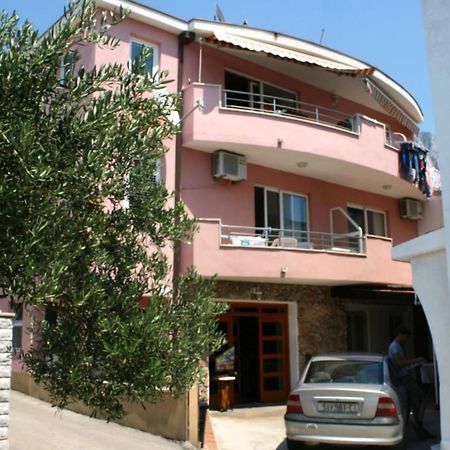Apartments By The Sea Promajna, Makarska - 2673 Екстериор снимка
